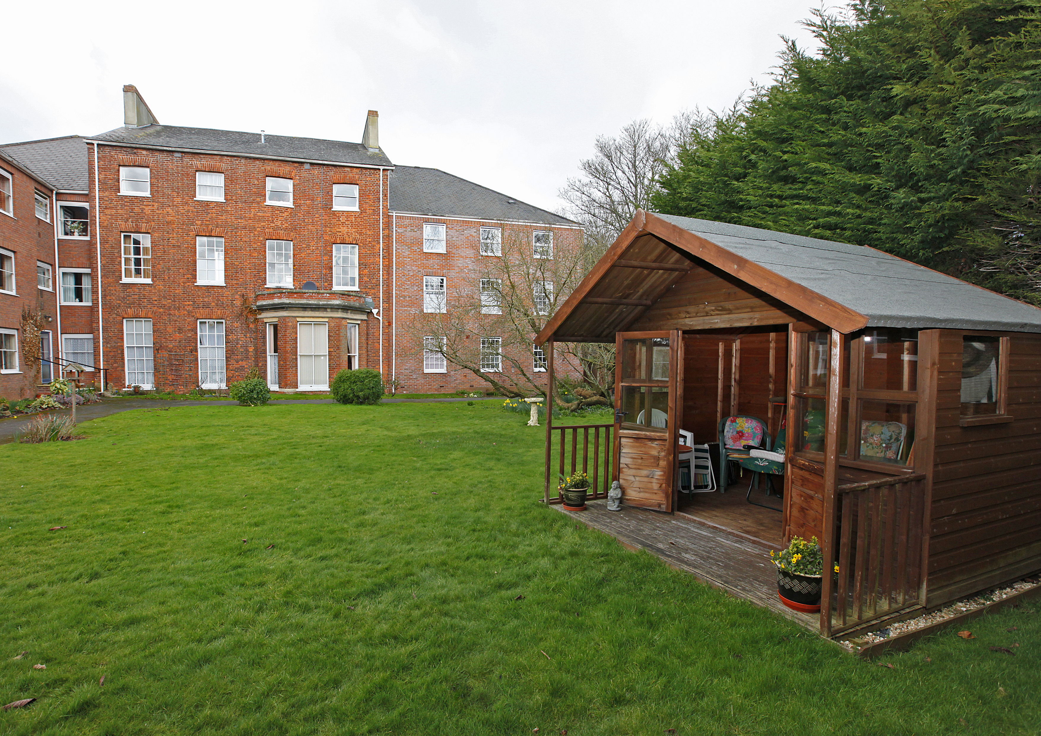 The Old Vicarage garden and summer house