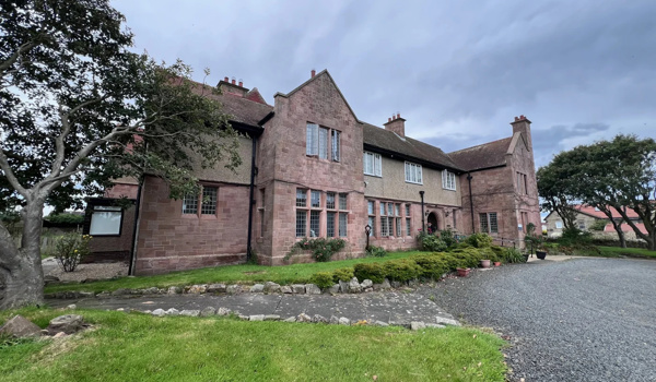 01 MAIN IMAGE Bamburgh Homepage Exterior