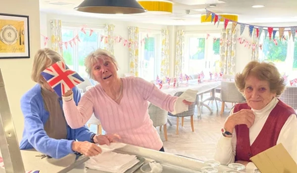 Holdenhurst Ve Day 1