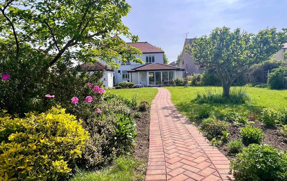 Colwyn Bay, Whitehall Road LL28 4HW, Garden Path