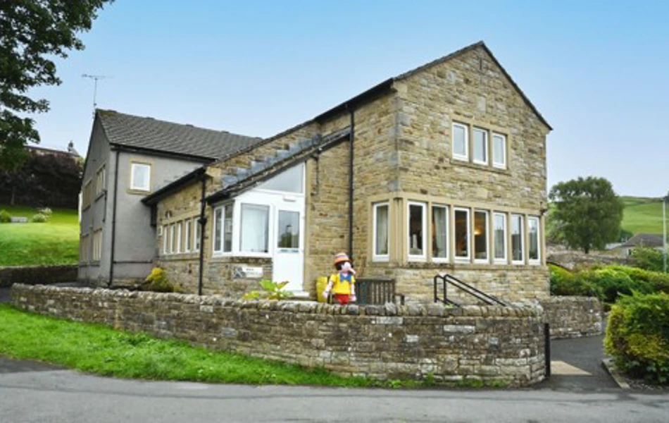 External Shot Pf Abbeyfield House Settle Bd24 9Rb