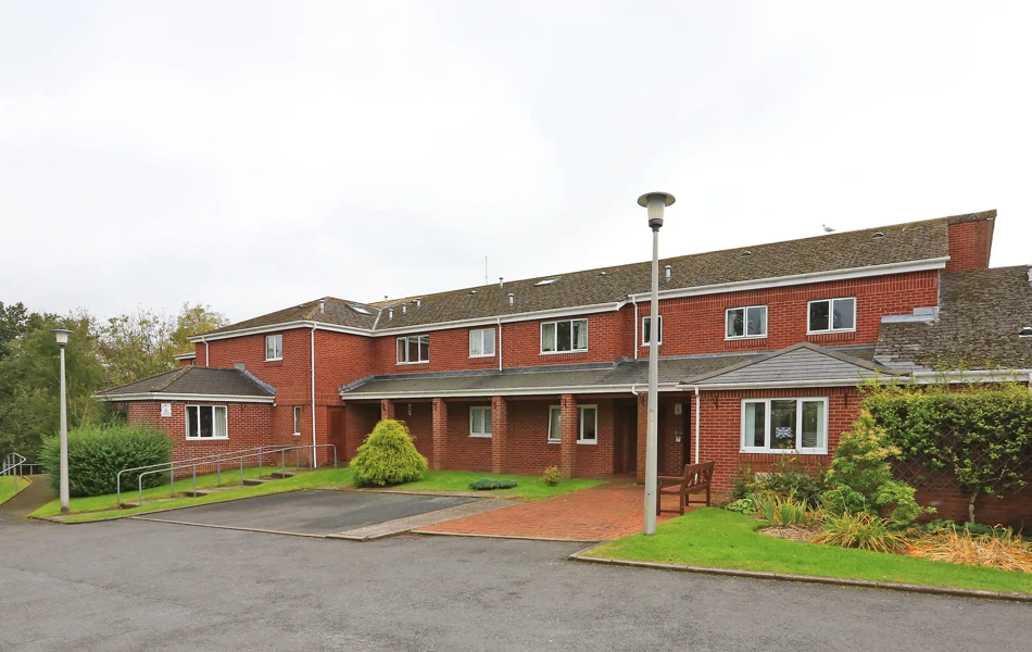Car parking at the front of Tamar House, Plymouth PL6 5XN