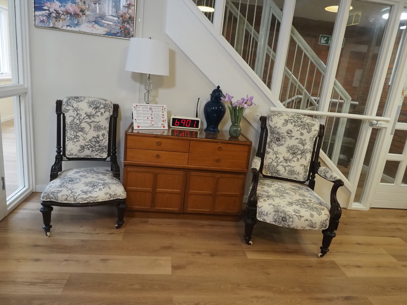 Reception area, Friars Mead, WD4 8DR