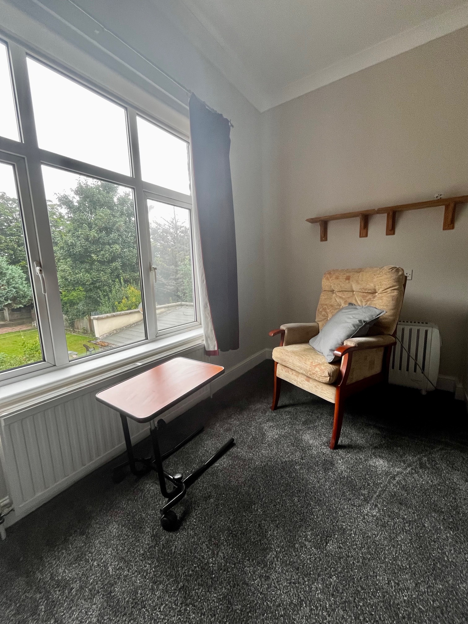 Sitting room at Abbeyfield House, Streatham SW16 6LT
