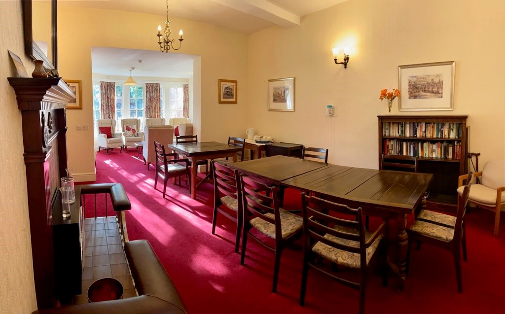 Dining room and lounge at Ainslie House, Hereford HR1 2NB