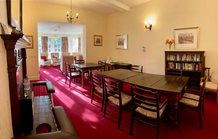 Dining room and lounge at Ainslie House, Hereford HR1 2NB