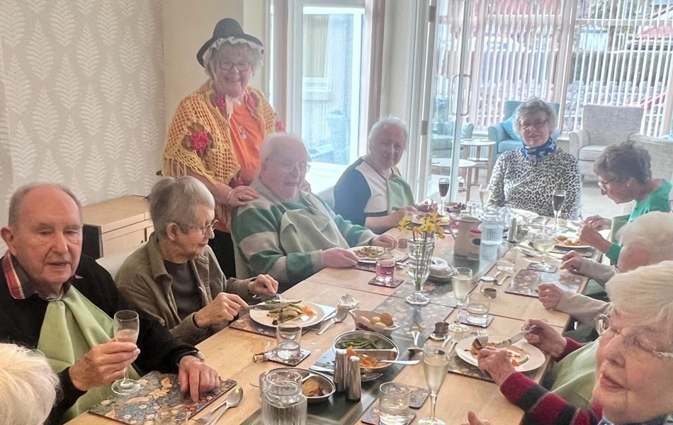 Colwyn Bay, Rhos Road, LL28 4RY, Dining Room Mealtime