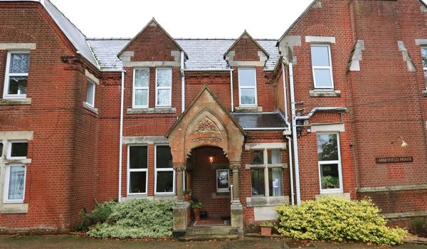 Front entrance at Abbeyfield House, Cowes PO31 8HA