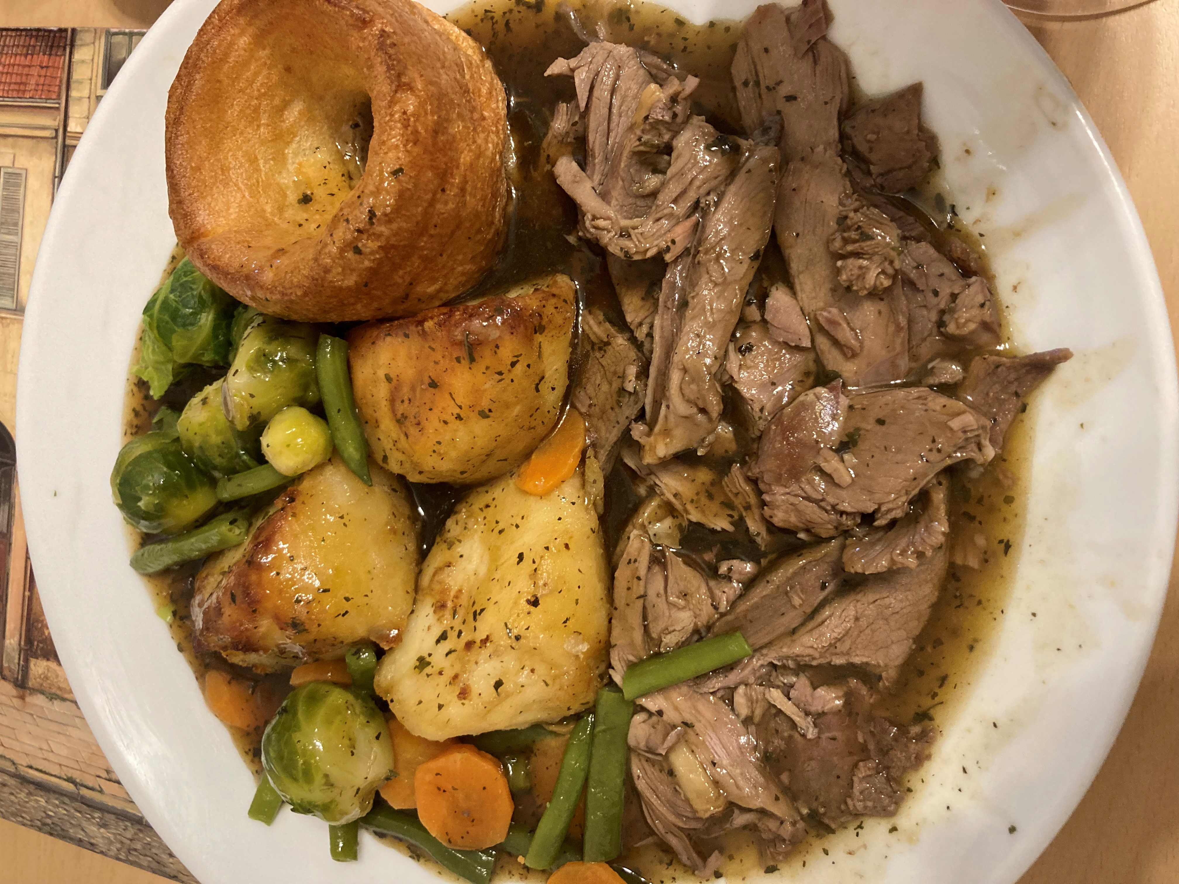 sunday lunch at Abbeyfield House, Fareham PO16 0BY