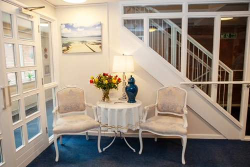 Table And Chairs at Friars Mead, Kings Langley WD4 8DR