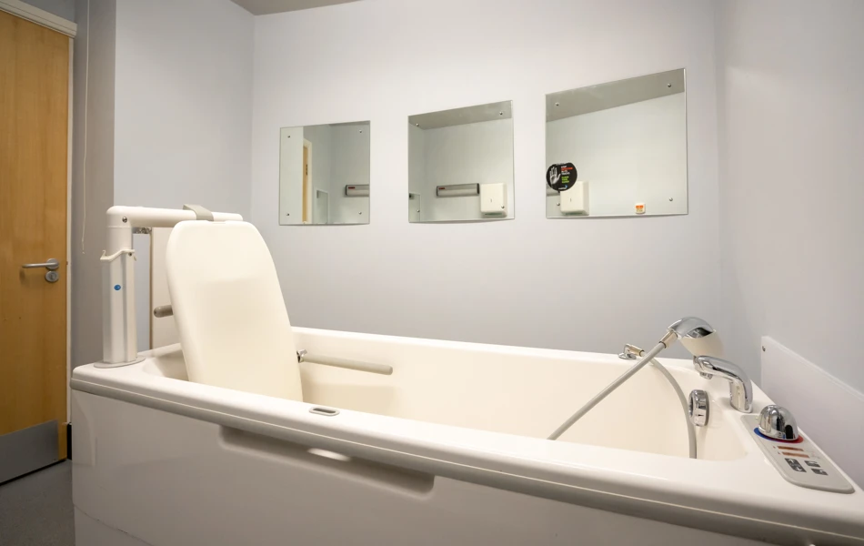 Assisted bathroom at Abbeyfield House Bramhall