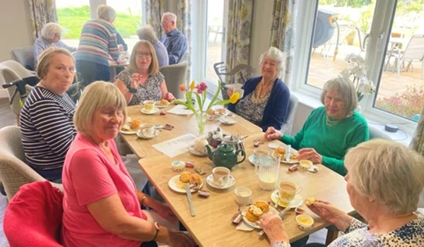 Holdenhurst Cream Tea 1