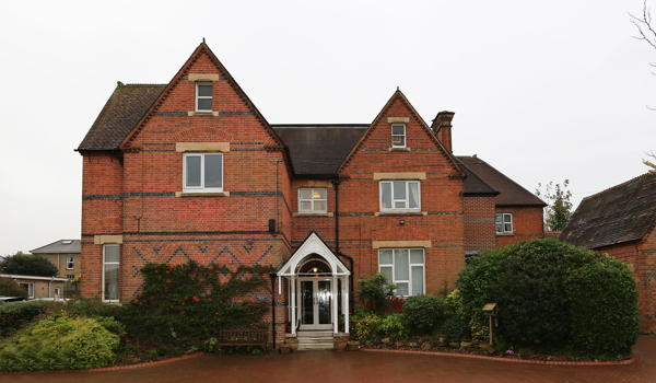 The Church House is just a 20-minute walk from the beautiful Ryde esplanade