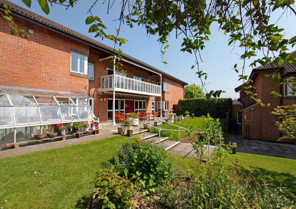 Welcome To Friars Mead Care Home In Kings Langley