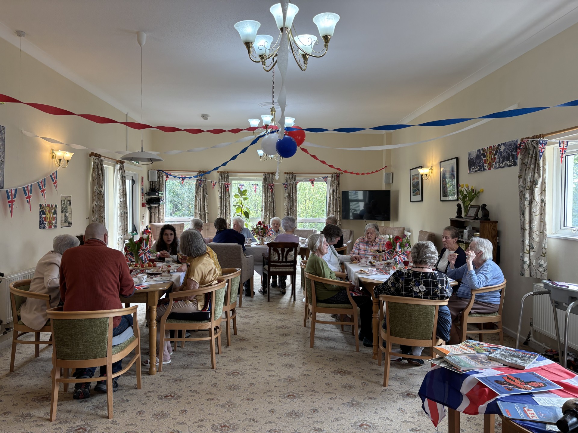 Thumbnail IMG 8551VE Day