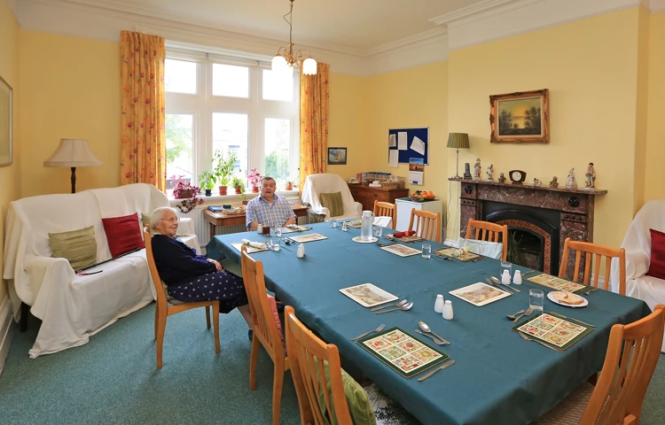 Communal dining room at Abbeyfield House, Cowes PO31 8HA (1)