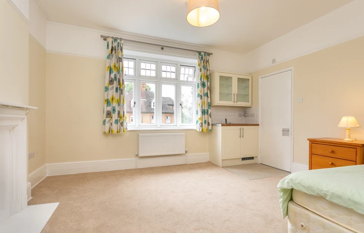 Vacant bedroom at Abbeyfield House, Reigate RH2 9DZ