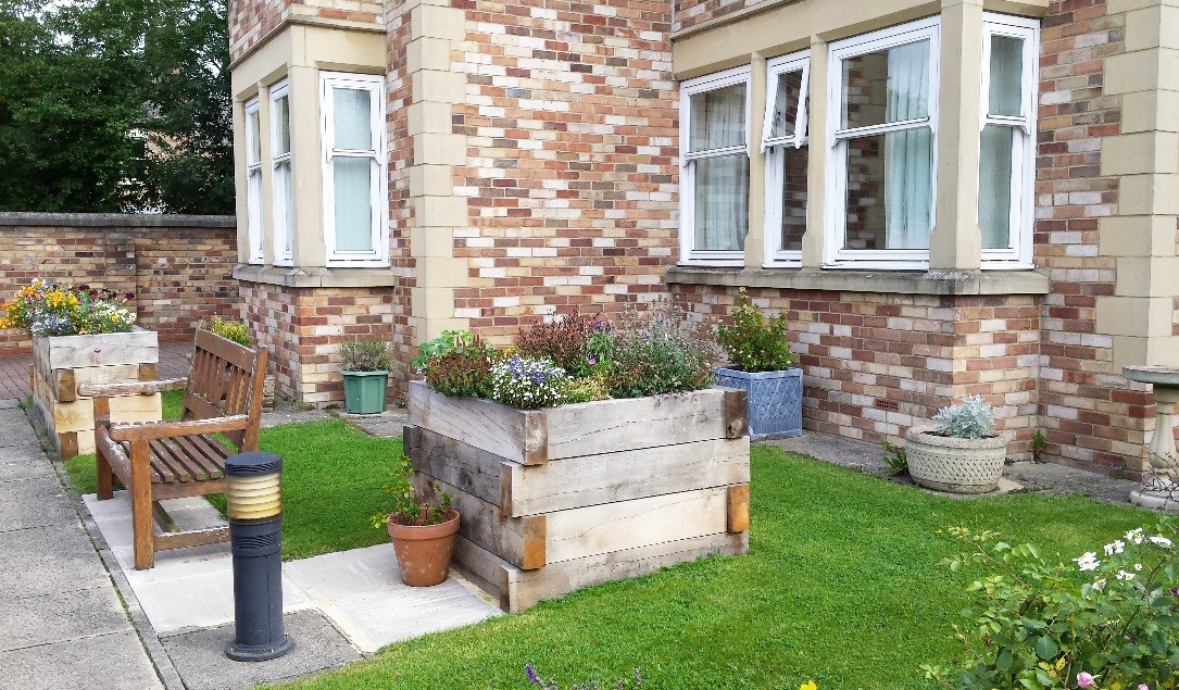 Raisers planters at The Limes, Thirsk YO7 1HX
