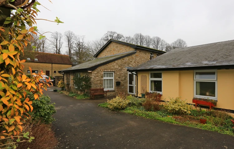 The side of Abbeyfield House, Beaminster DT8 3EQ (1)