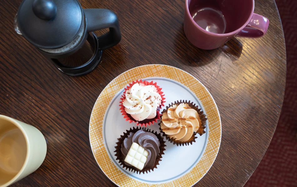 Drinks and cakes for two at Downing House, M20 4PP