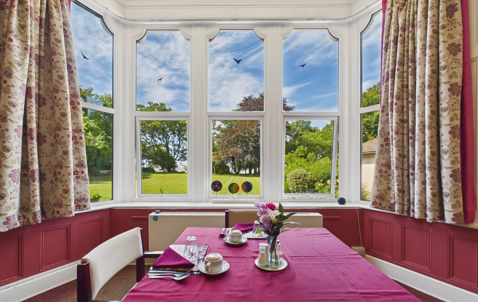 Dining Room (5)
