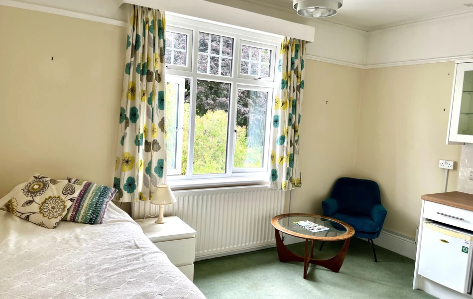 Single bedroom at Abbeyfield House, Reigate RH2 9DZ