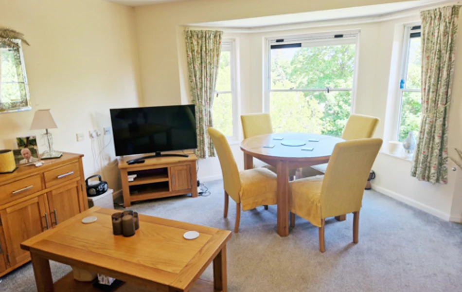 Cosy Communal Dining Area And Lounge Where Residents Can Enjoy Meal Times Together At Ivy House