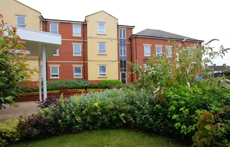 The entrance to Great Bradfords House, Braintree CM7 9GD