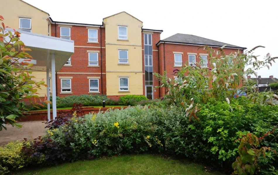The entrance to Great Bradfords House, Braintree CM7 9GD