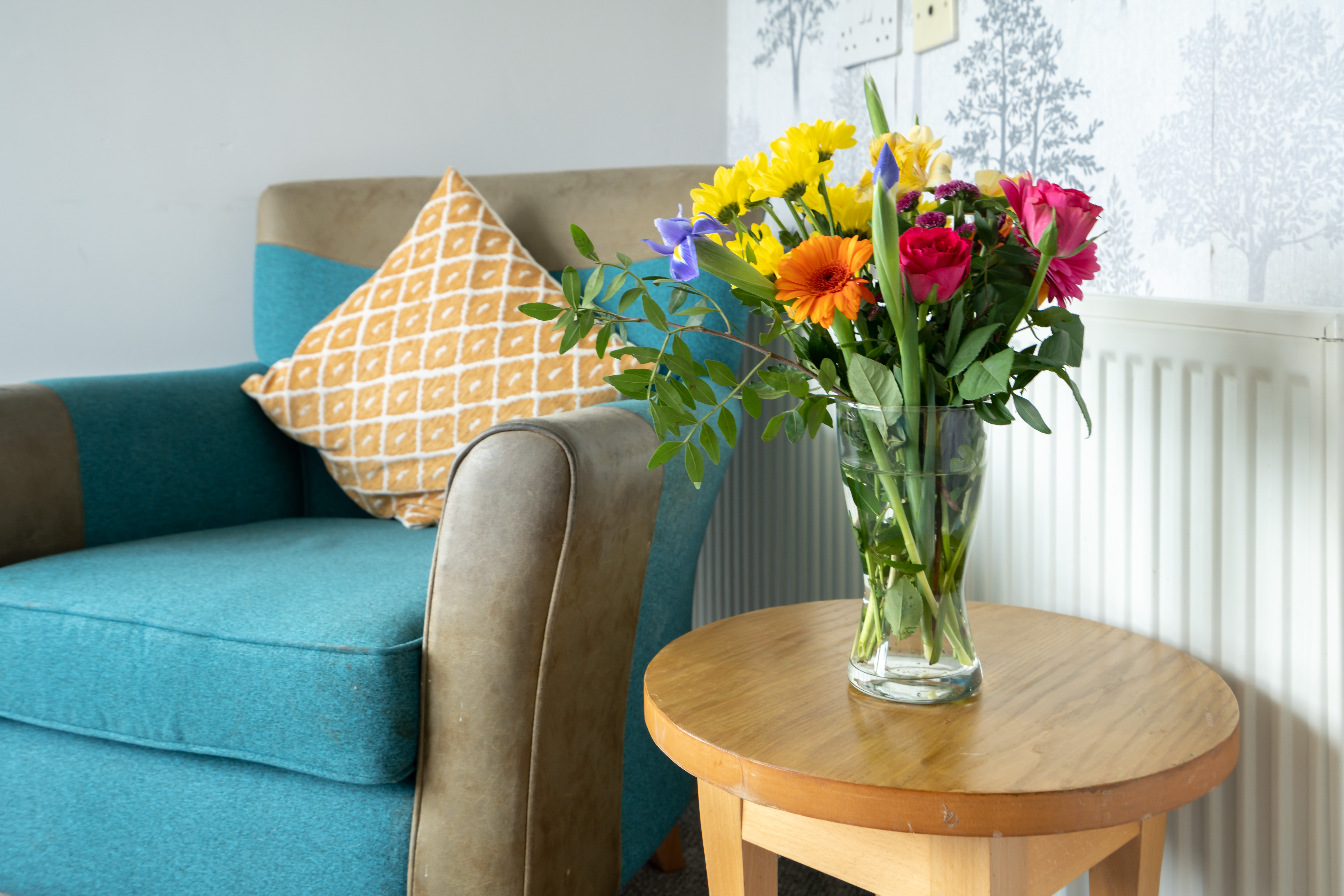 Lounge With Fresh Flowers At Bradbury House