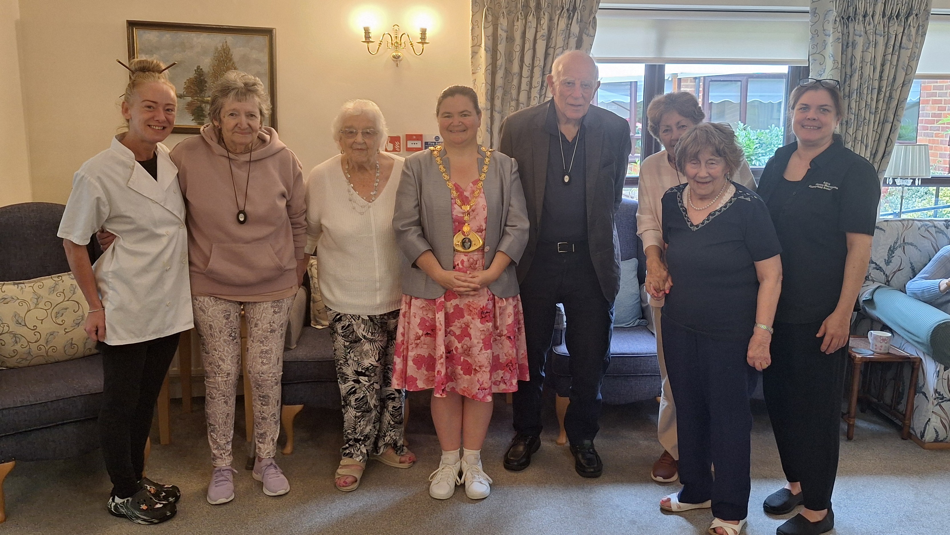 Carrot cake and community make Mayor’s visit ‘a delight’