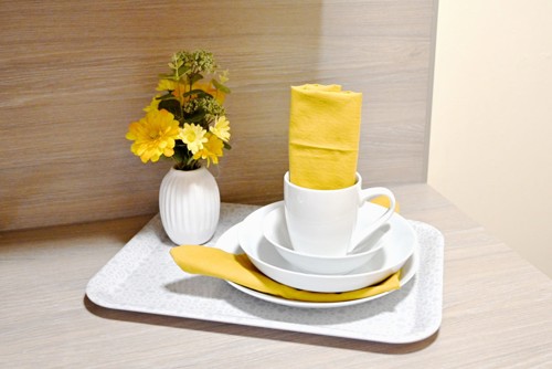 Crockery At Abbeyfield House Settle Bd24 9Rb