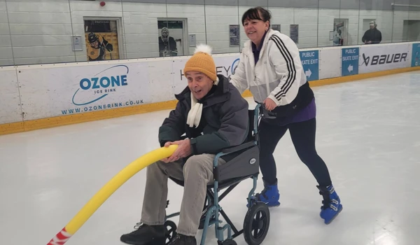 Winnersh residents keep their cool on the ice
