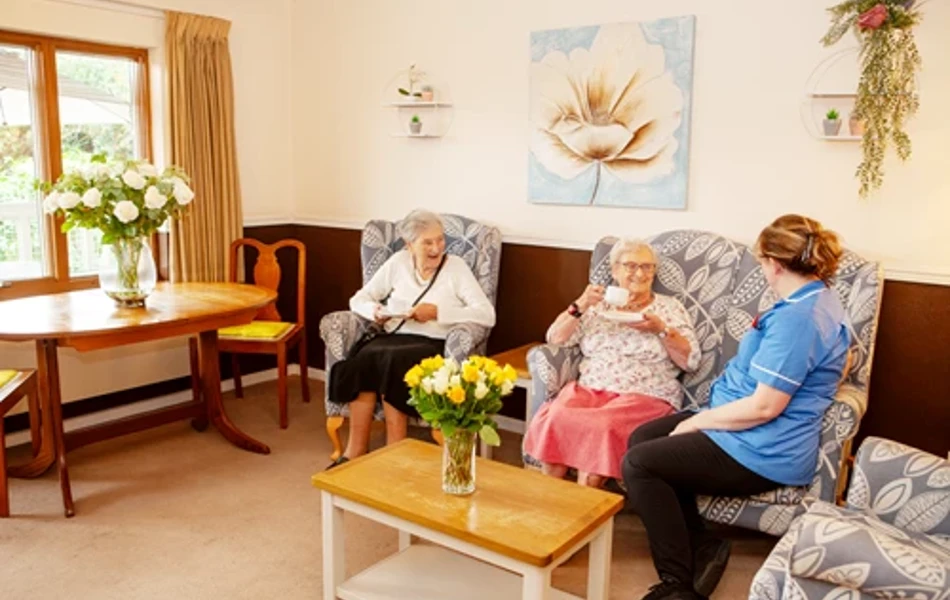 Residents And Staff Enjoying A Cup Of Tea And Chat at Friars Mead, Kings Langley WD4 8DR