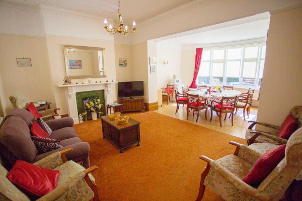 Dinning room and lounge at Beamsley House, Eastbourne BN20 7AT