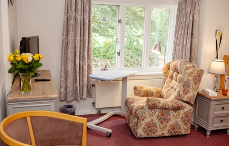 Bright Room at Friars Mead, Kings Langley WD4 8DR