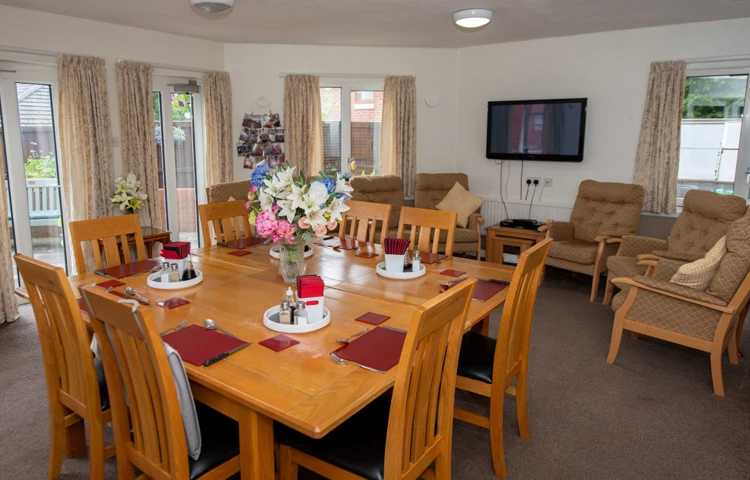 1 Linc Mold 2023 Lores 2781