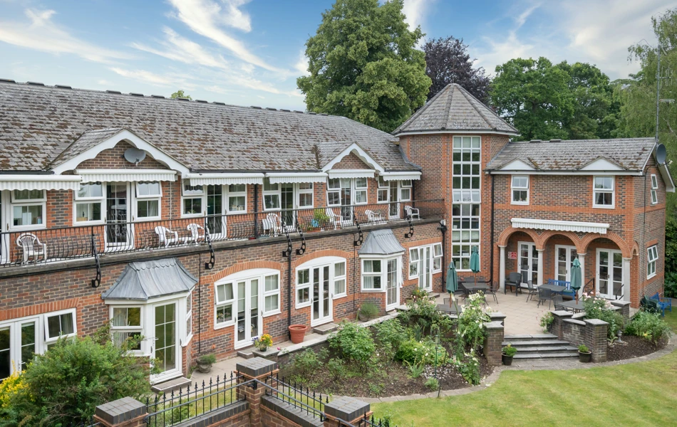 External view of Lee House Wimbledon from garden