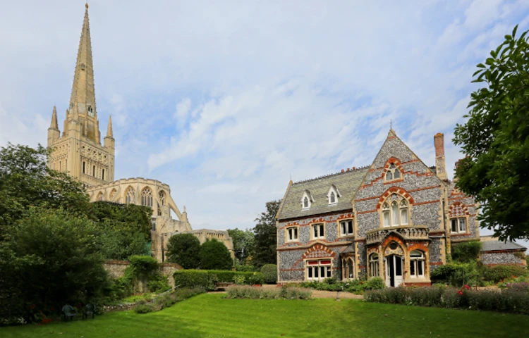 Cathedral next door to Abbeyfield House, Norwich NR1 4EH