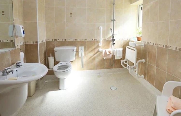 An accessible bathroom at Hartland House, Milnthorpe LA7 7QW