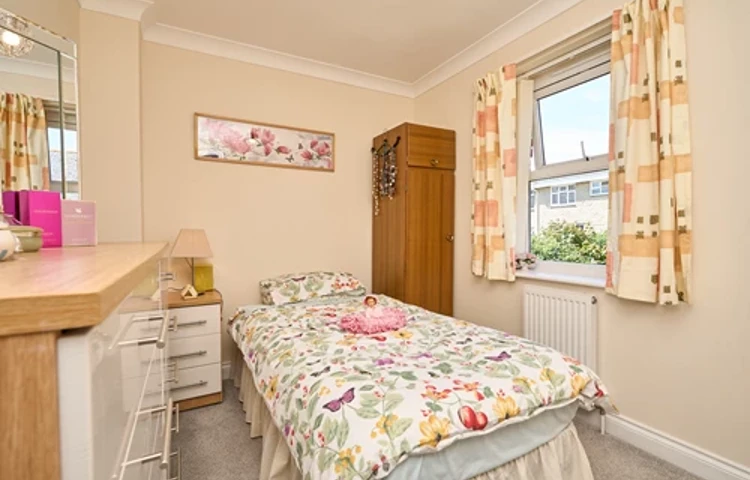 Bedroom Harwood Court, PO37 6AN
