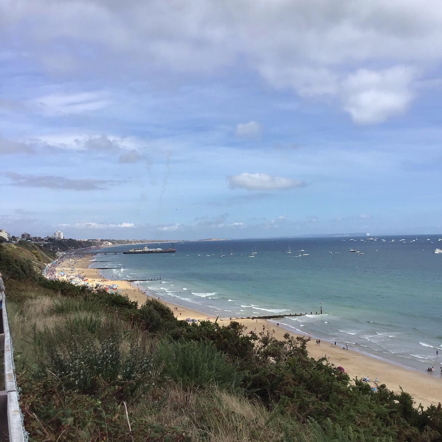 Beautiful view of Bournemouth beach close to Westbourne House sheltered housing with rooms available