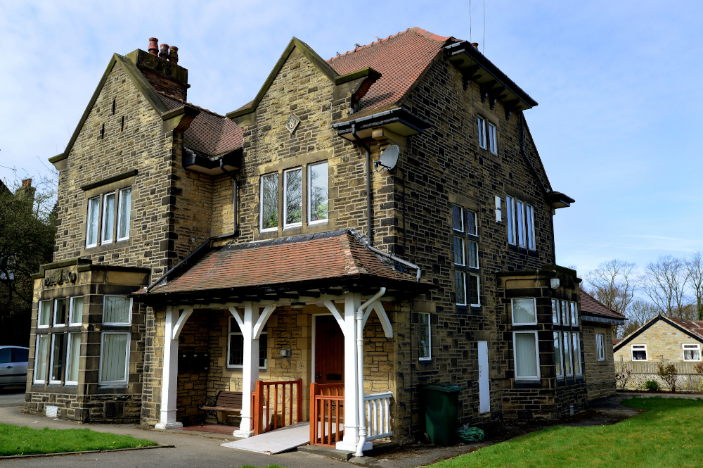 The porchway and ramp access to the house at Leylands Lane, Bradford BD9 5QU