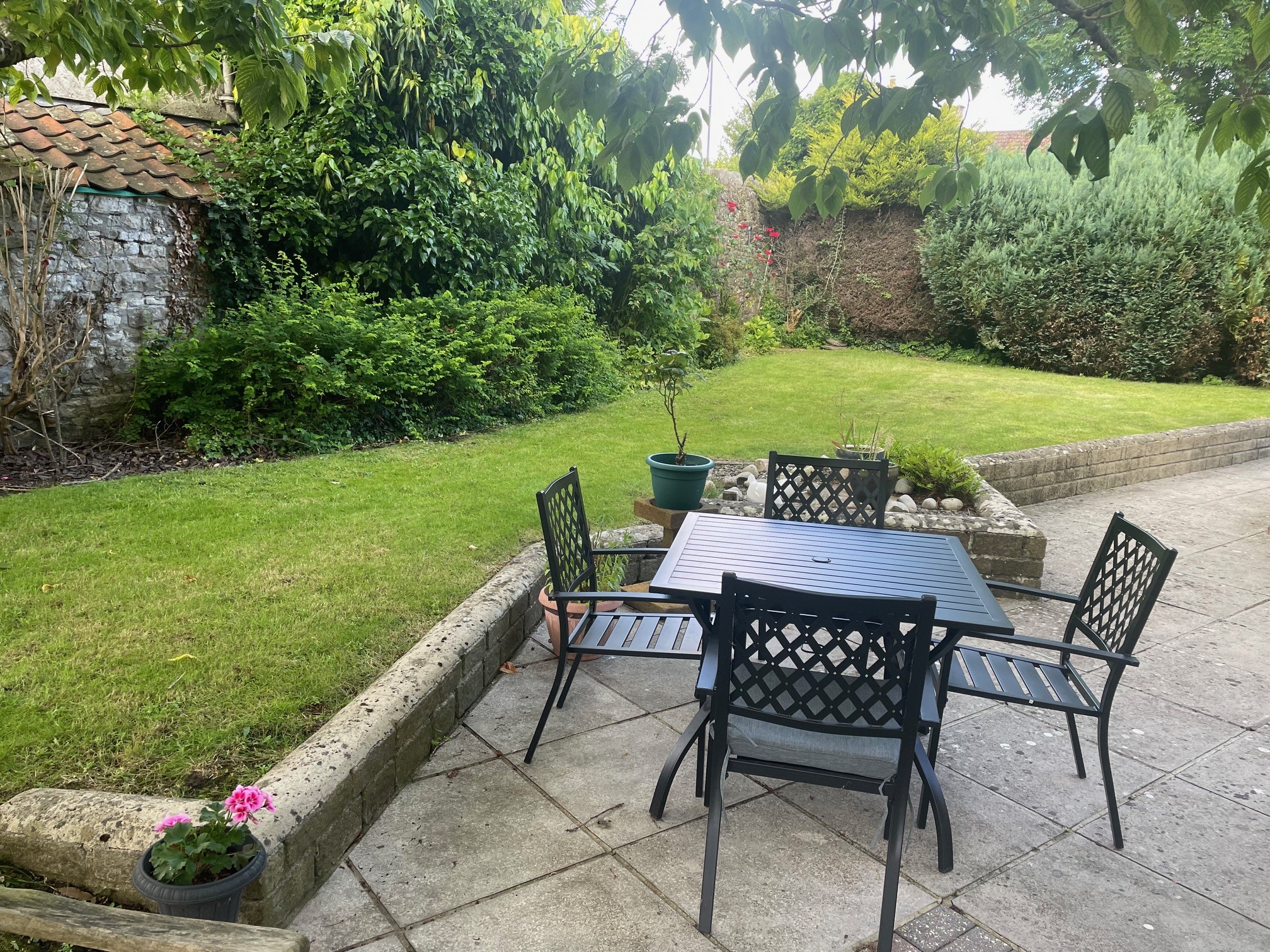 Patio area at Abbeyfield House, Chipping Sodbury BS37 6LB