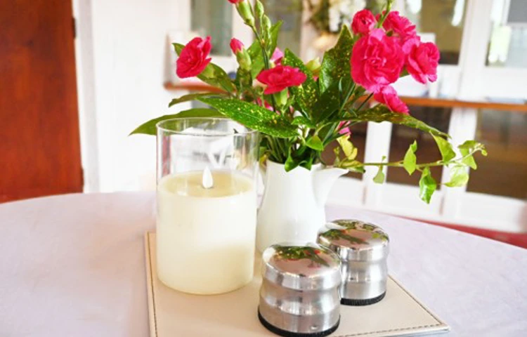 Table Decoration At Abbeyfield House Settle Bd24 9Rb