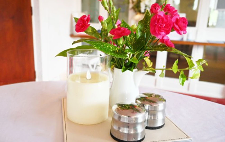 Table Decoration At Abbeyfield House Settle Bd24 9Rb