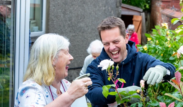 Sorce and Alertacall volunteers transform gardens