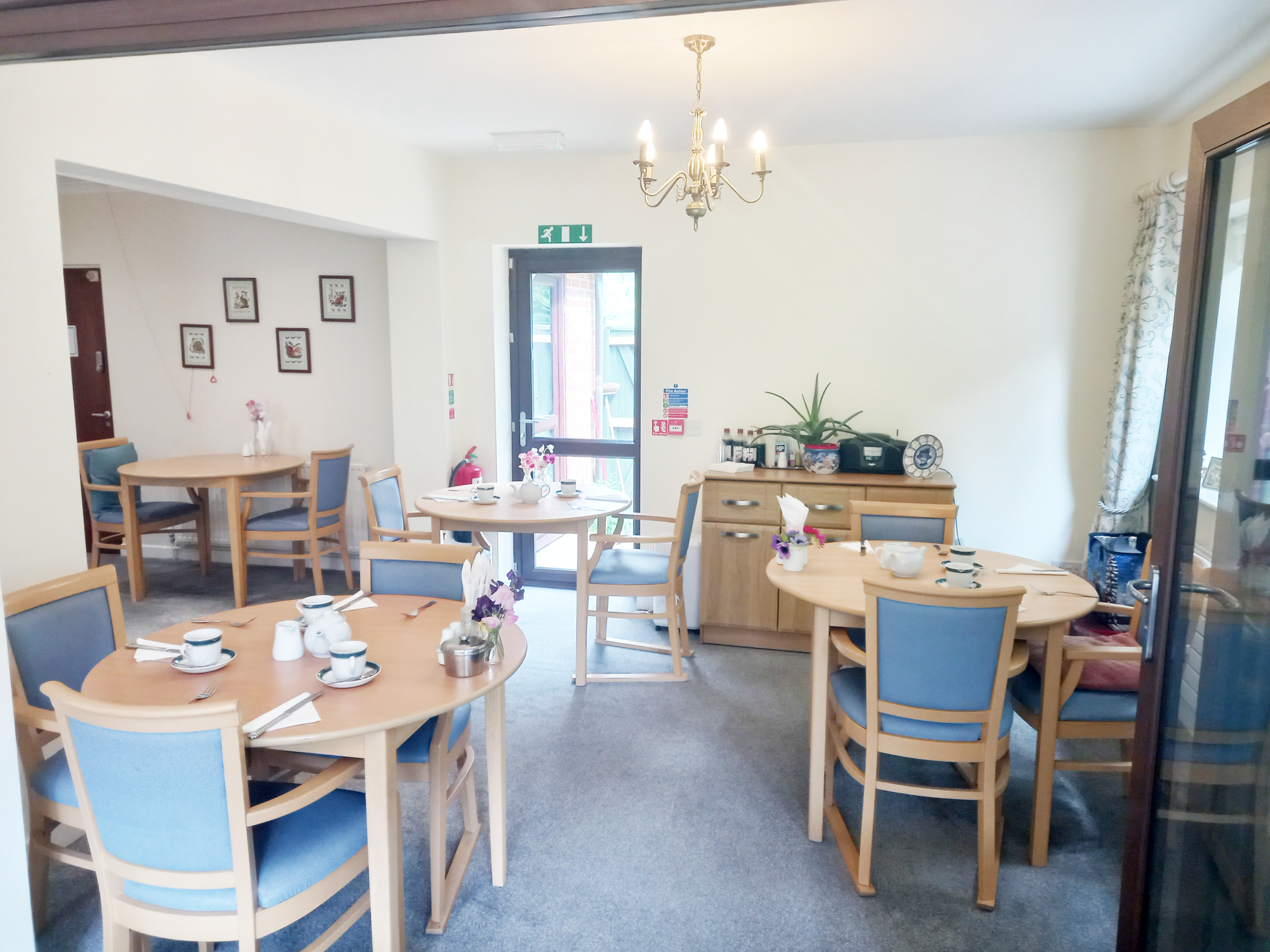 Communal Dining Area At Annett House, Berkhamsted HP4 2RH