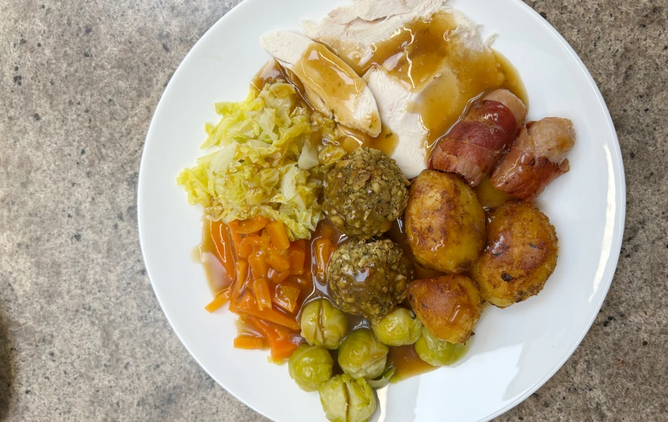 Delicious Roast Dinner Served At Abbeyfield West Wight