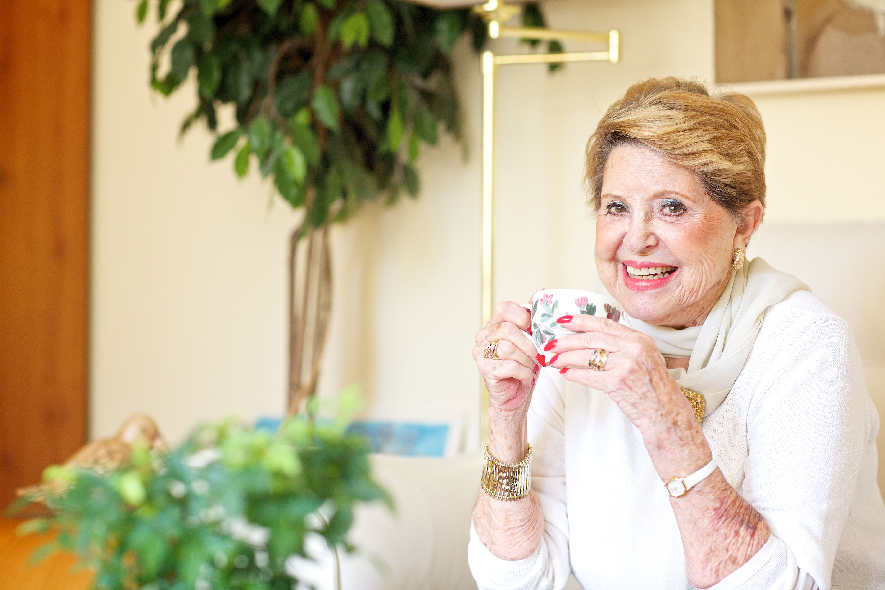 Make new friends with fellow residents